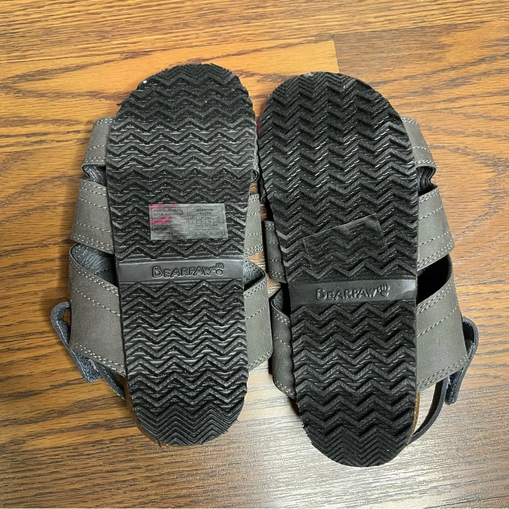 Bearpaw Galen boy's slide sandals with a microsuede footbed size 4